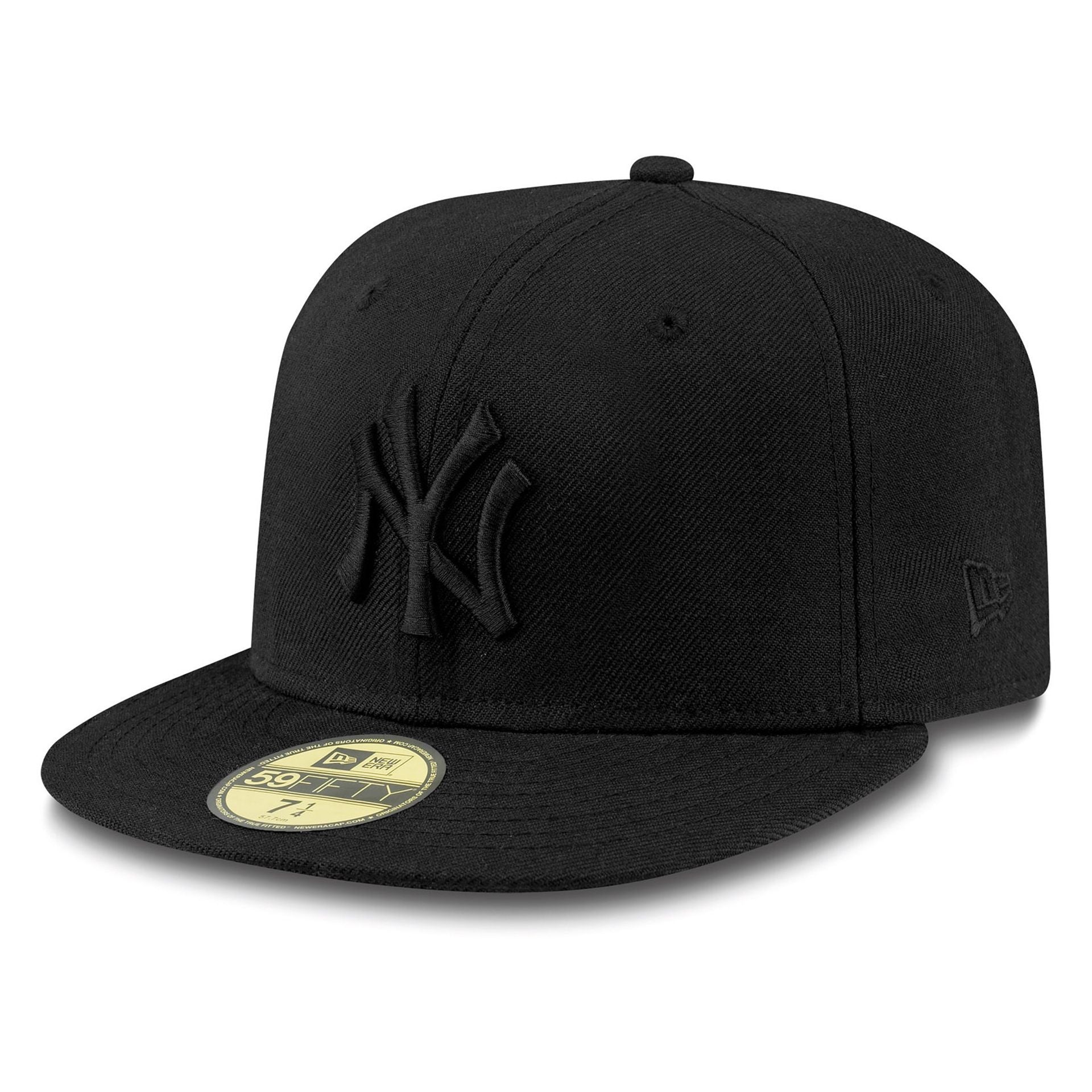 Black on black yankees cap on sale