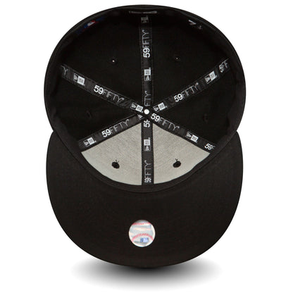 This is a Atlanta Braves Essential Black 59FIFTY Cap 3