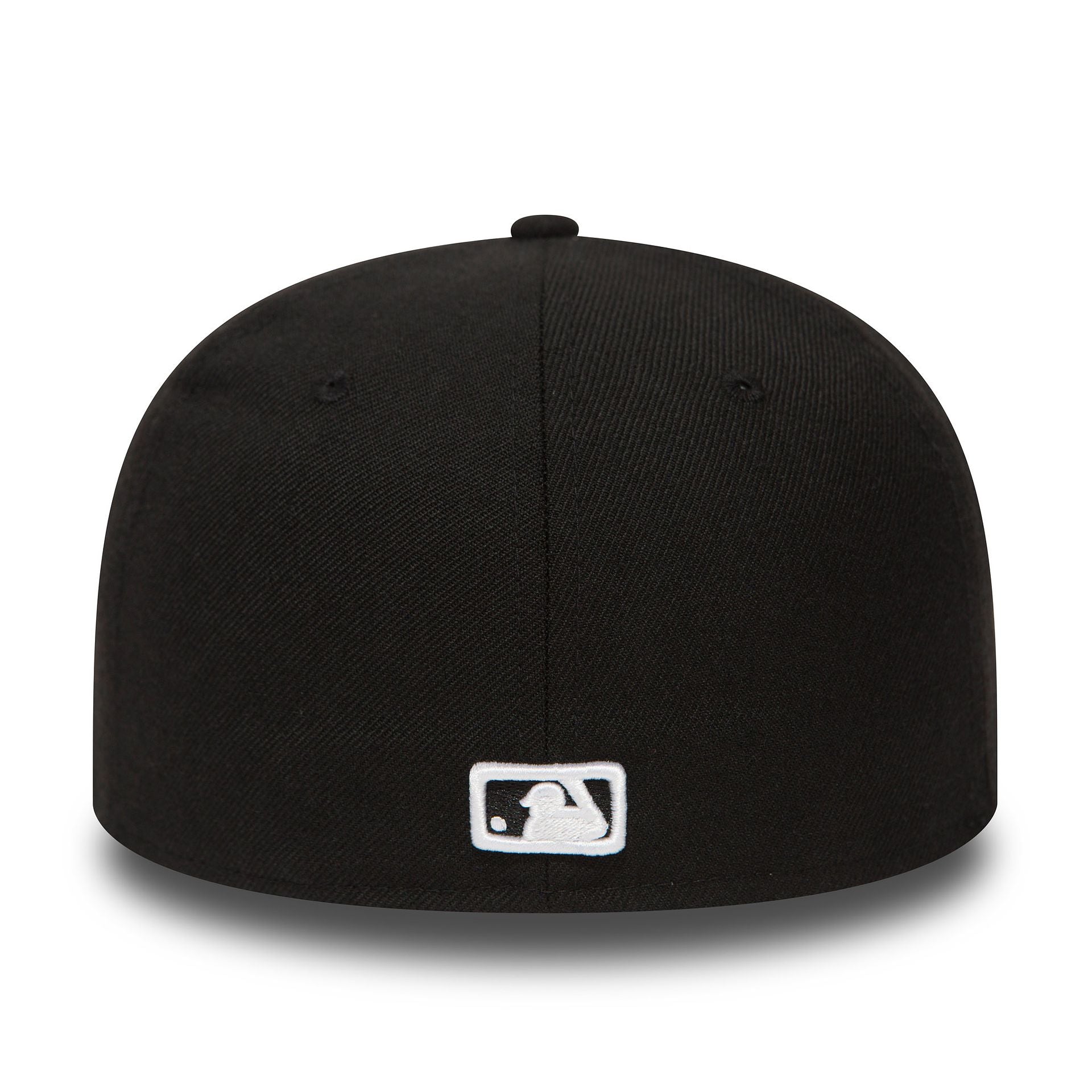 This is a LA Dodgers Essential Black 59FIFTY Cap 4