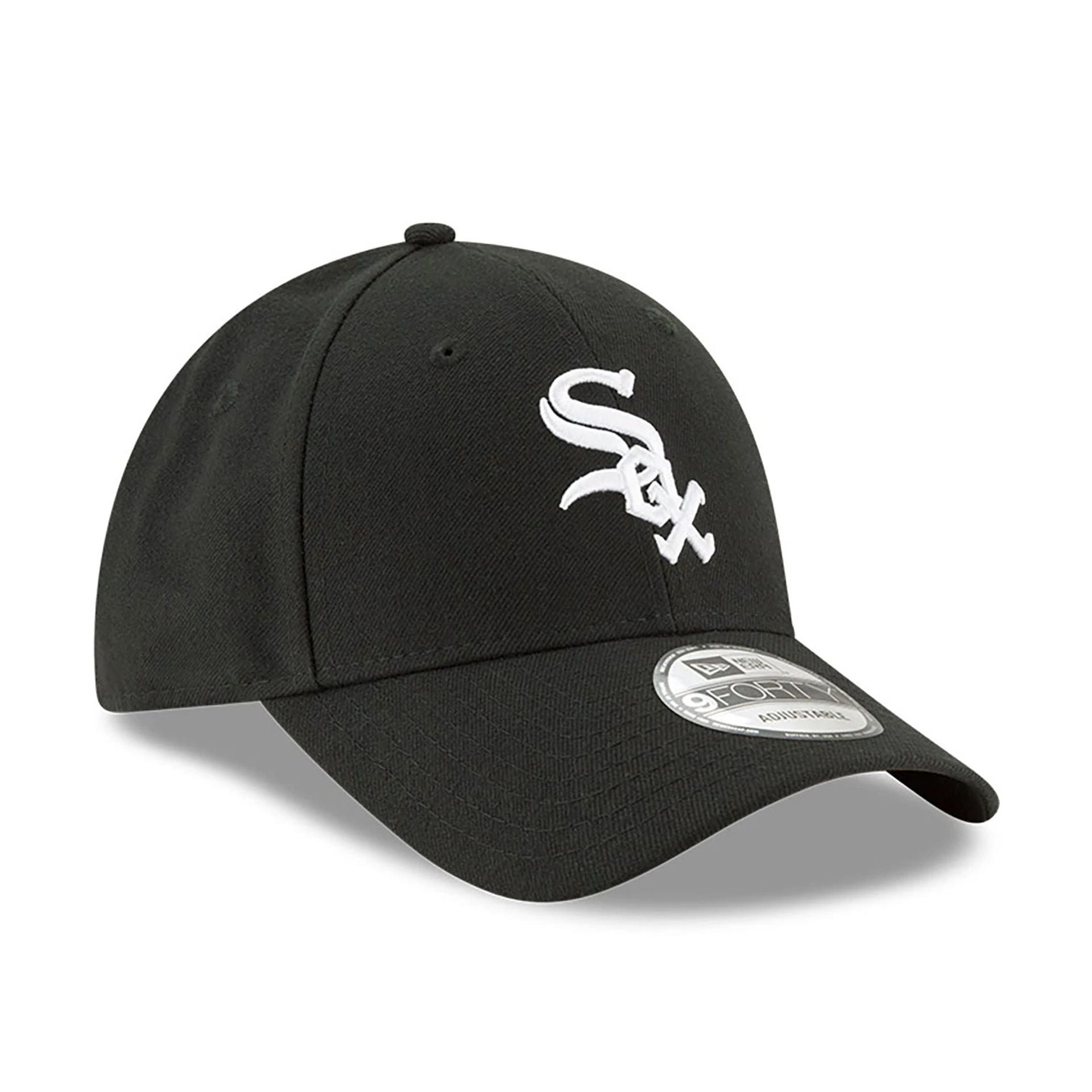 This is a Chicago White Sox The League Black 9FORTY Cap 3