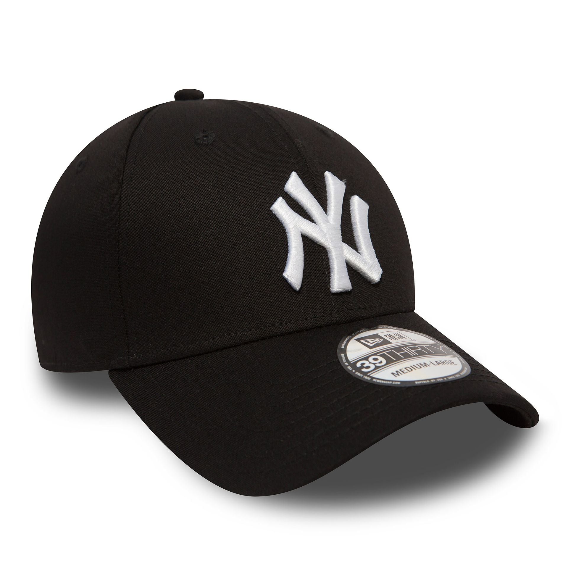 This is a New York Yankees Classic Black 39THIRTY Cap 2