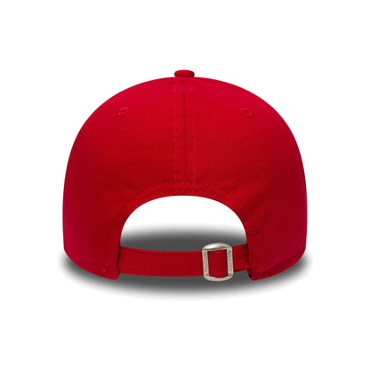 This is a New York Yankees Essential Red 9FORTY Cap 3