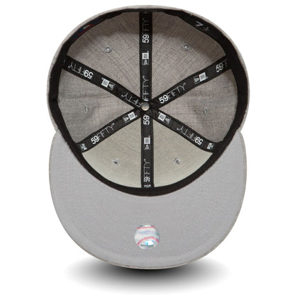 This is a New York Yankees Essential Heather Grey 59FIFTY Cap 2