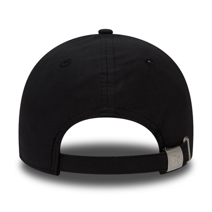 This is a New York Yankees Flawless Black 9FORTY Cap 3