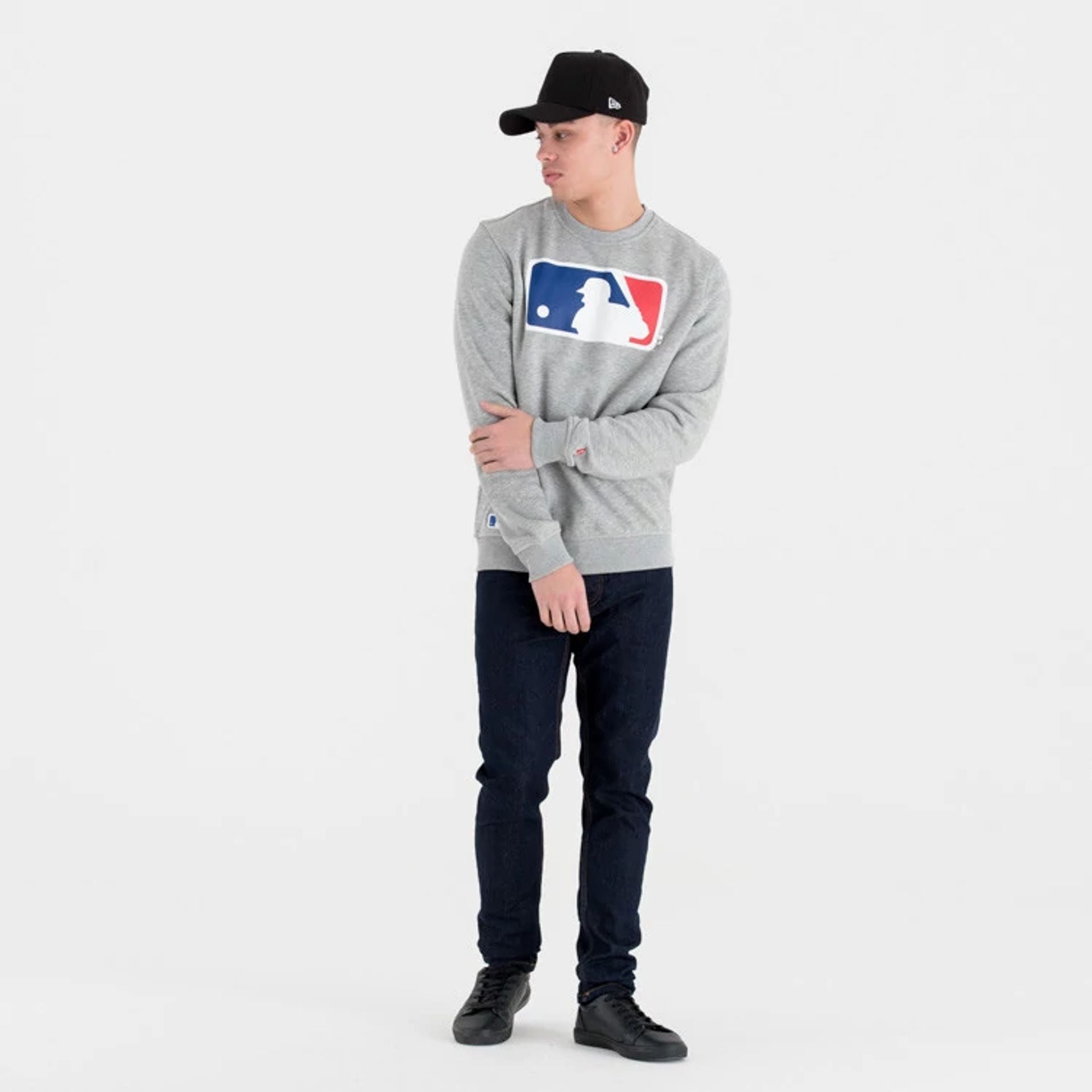 The Male model is wearing MLB Logo Grey Crew Neck Sweatshirt 1