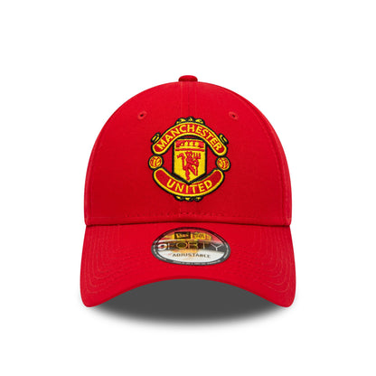 This is a Manchester United Essential Red 9FORTY Cap 4