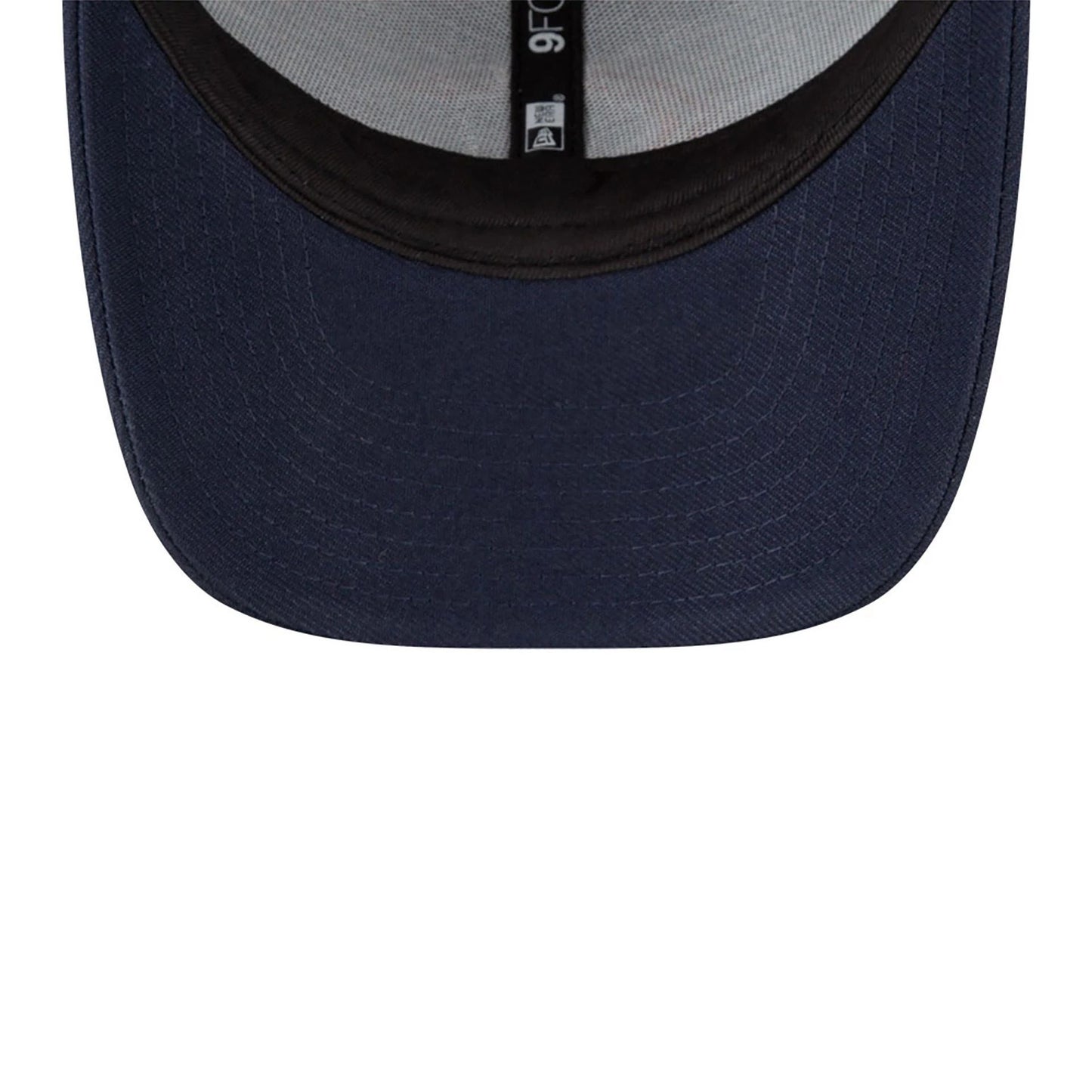 This is a Chicago Bears Youth The League Navy 9FORTY Adjustable Cap 7