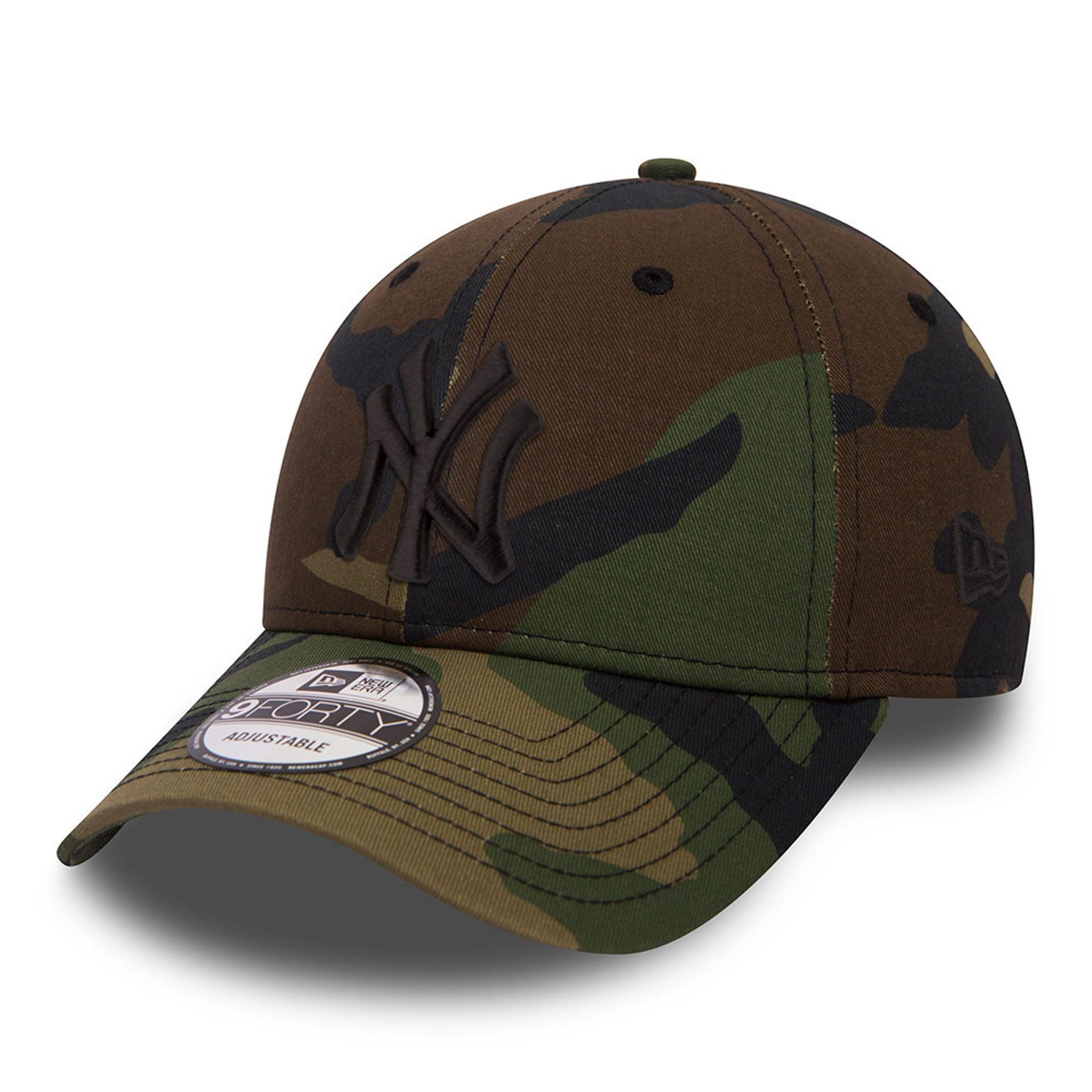 This is a New York Yankees Essential Camo 9FORTY Cap 1