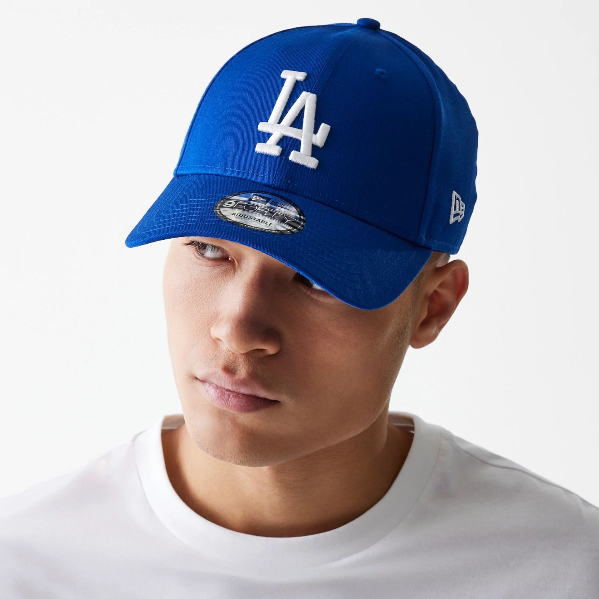 This is a LA Dodgers Essential Blue 9FORTY Cap 1