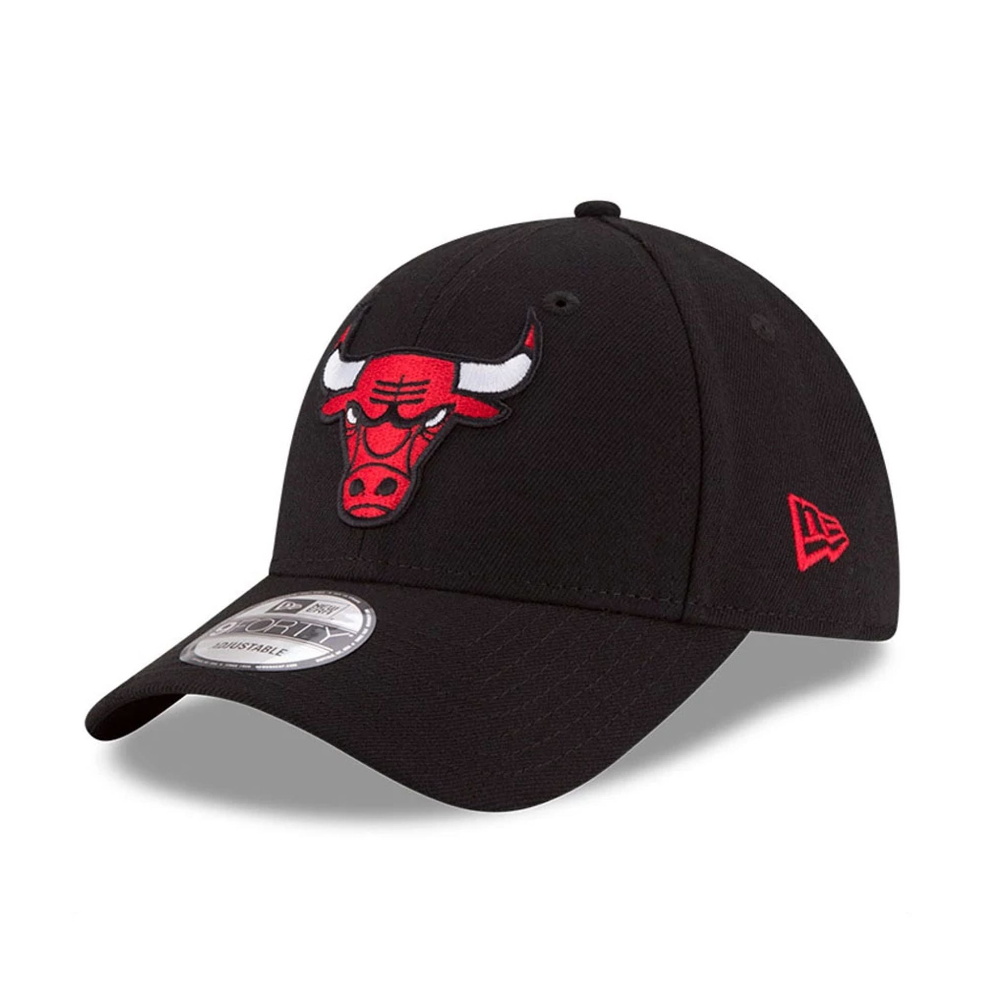 This is a Chicago Bulls Youth The League NBA Black 9FORTY Adjustable Cap 1