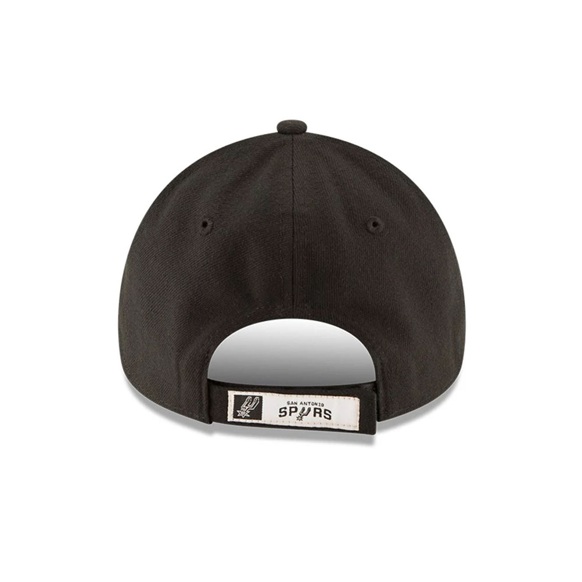 This is a San Antonio Spurs The League Black 9FORTY Cap 5