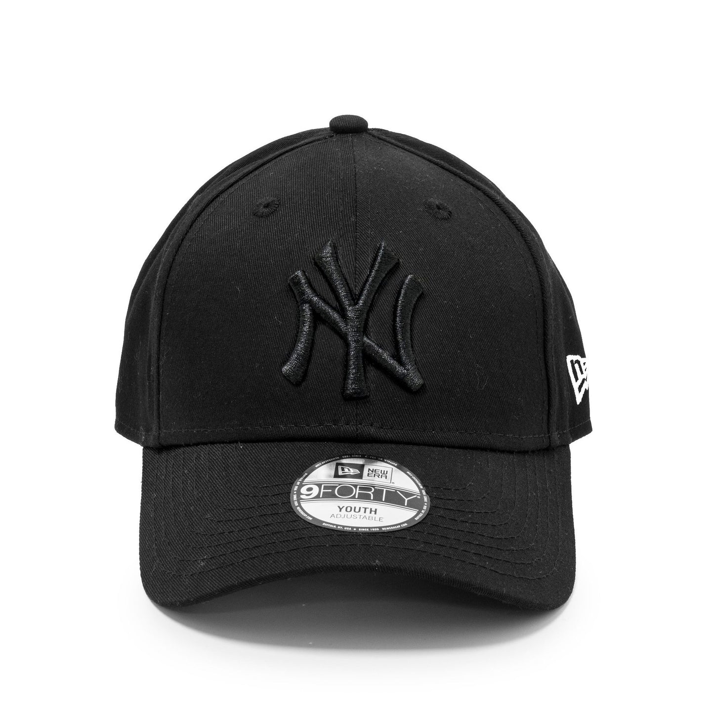 This is a New York Yankees Essential Kids Black On Black 9FORTY Cap 4