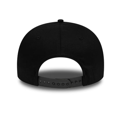 This is a New York Yankees Tonal Black 9FIFTY Stretch Snap Cap 4