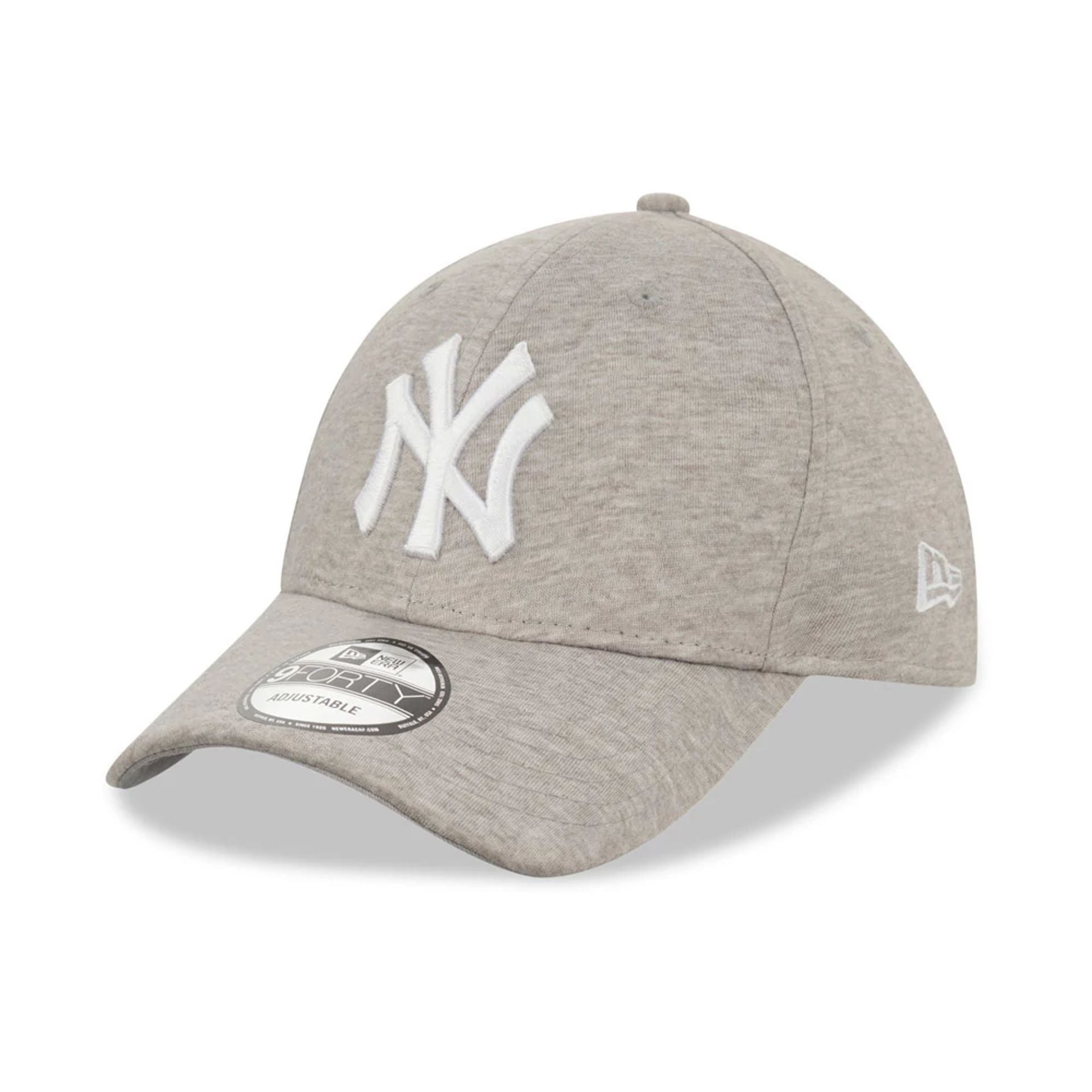 This is a New York Yankees Jersey Light Grey 9FORTY Cap 1