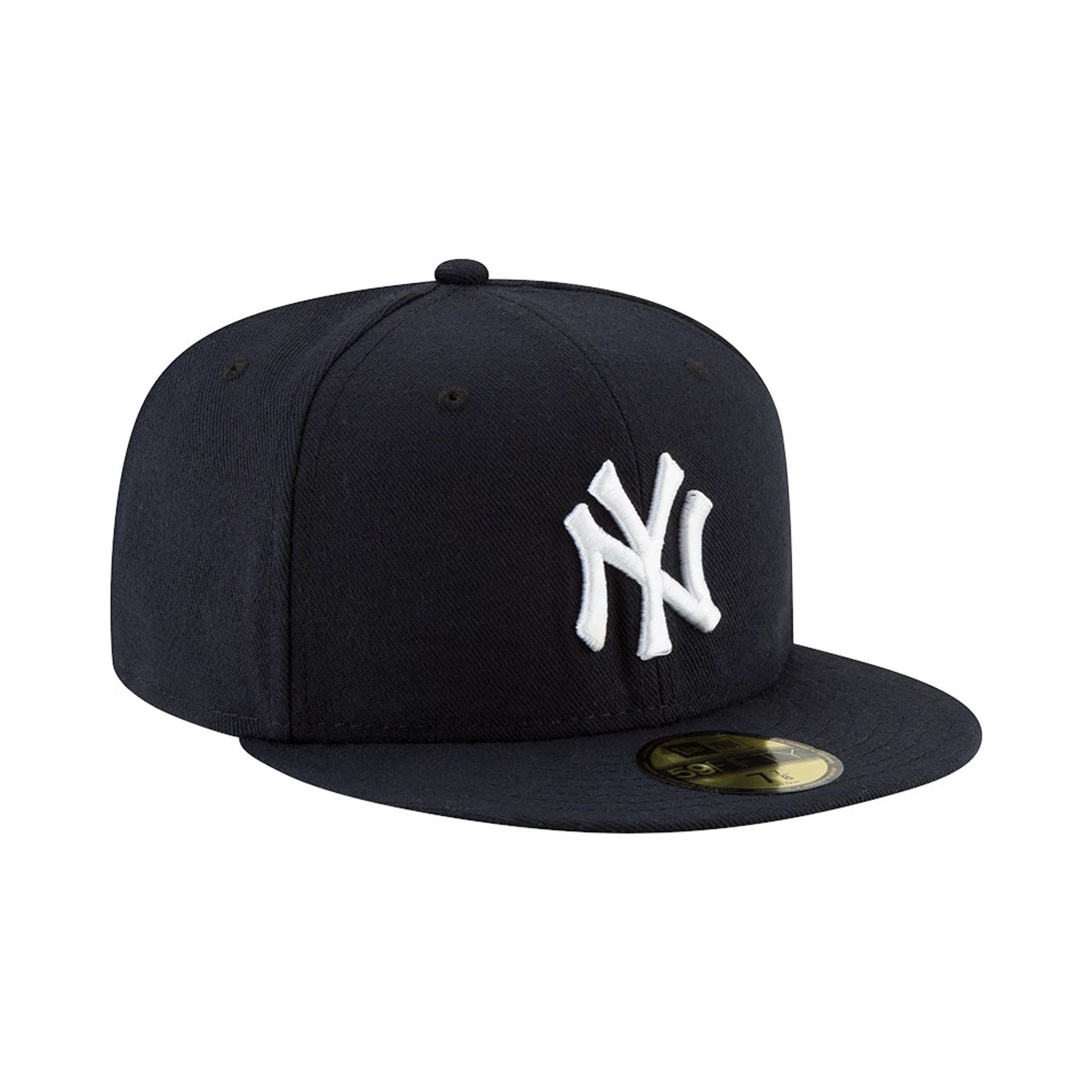 This is a New York Yankees Authentic On Field Game Navy 59FIFTY Cap 1