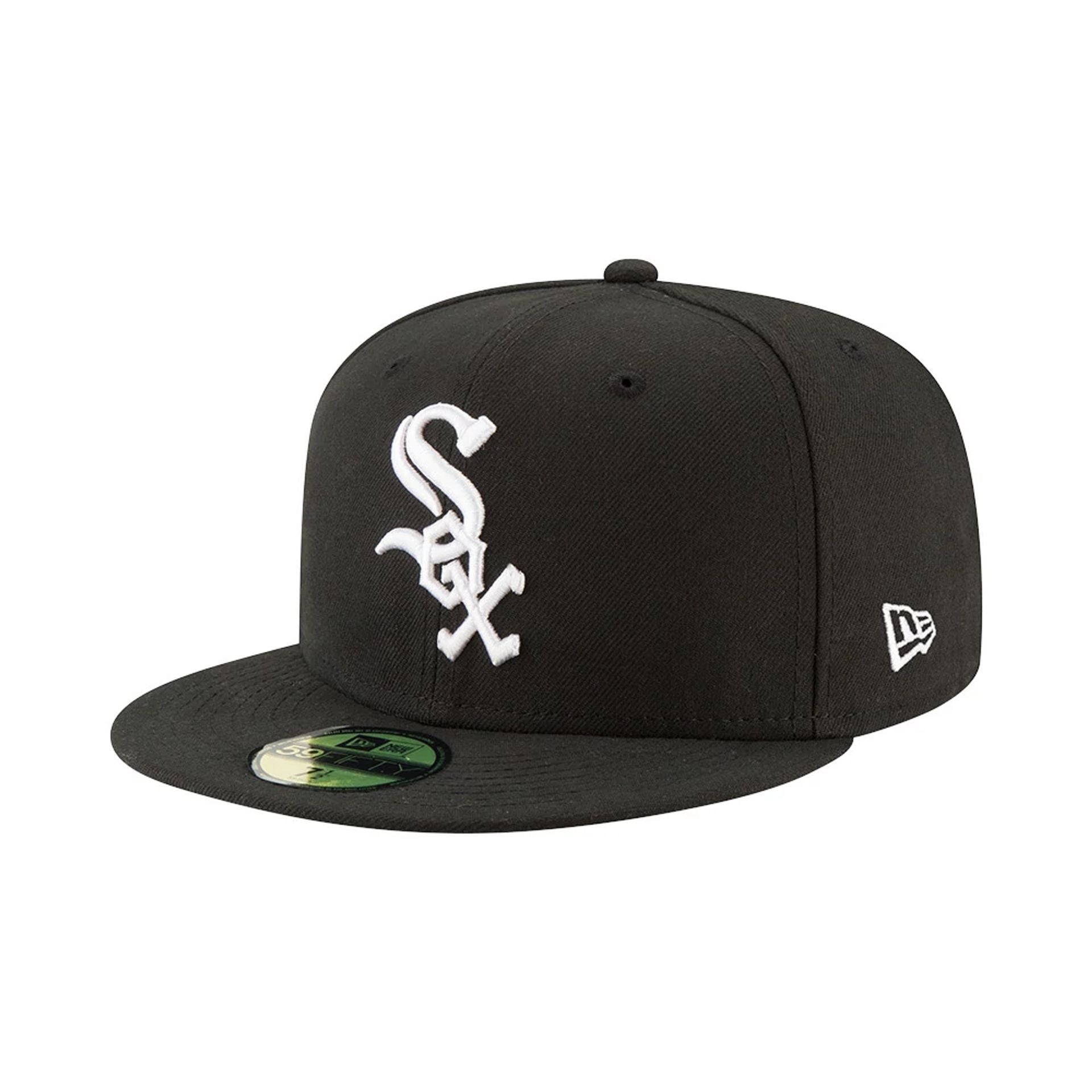 This is a Chicago White Sox Authentic On Field Game Black 59FIFTY Cap 1