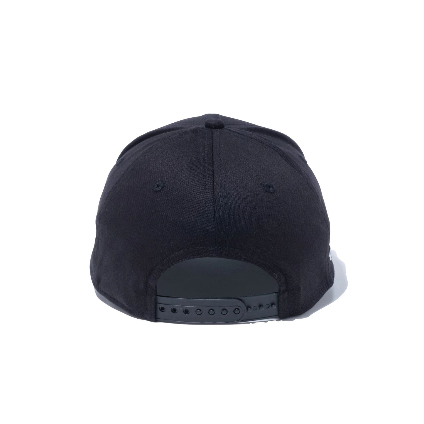 This is a New Era Japan Classic Logo Black 9FIFTY Stretch Snap Cap 7