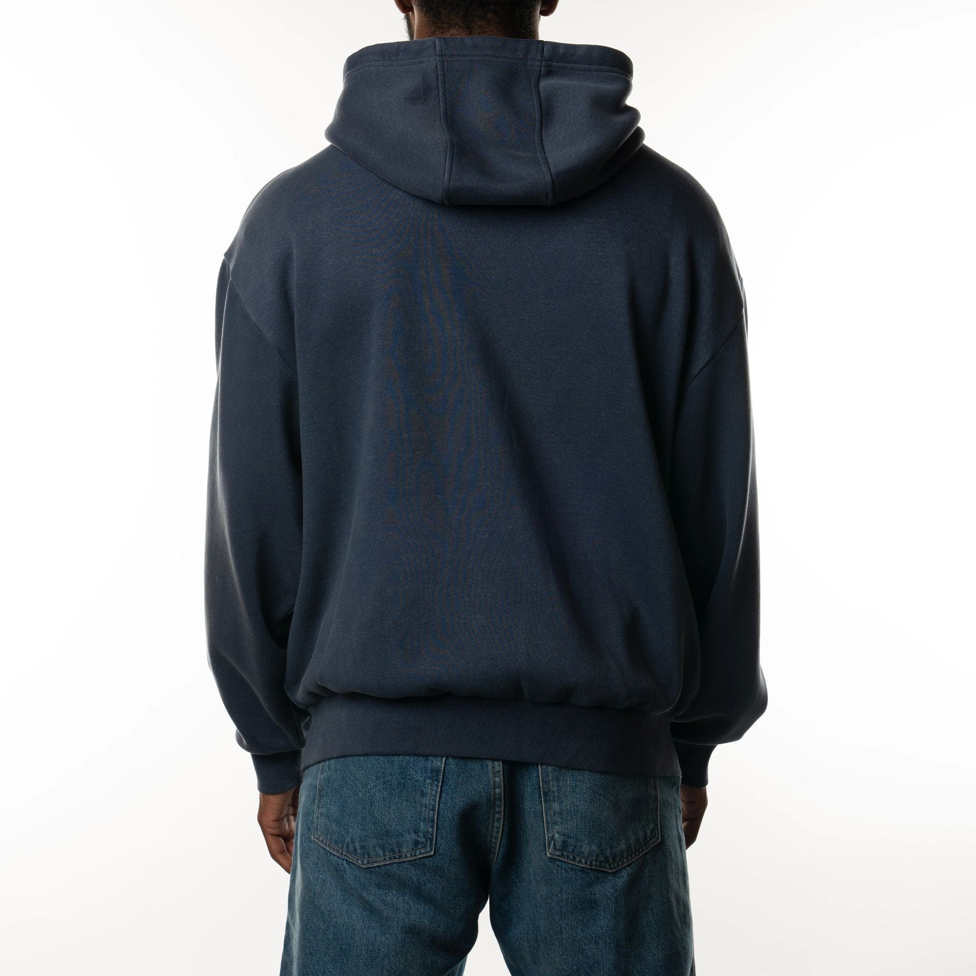 The Male model is wearing New York Yankees New Era Australia Dark Blue Oversized Full Zip Hoodie  2