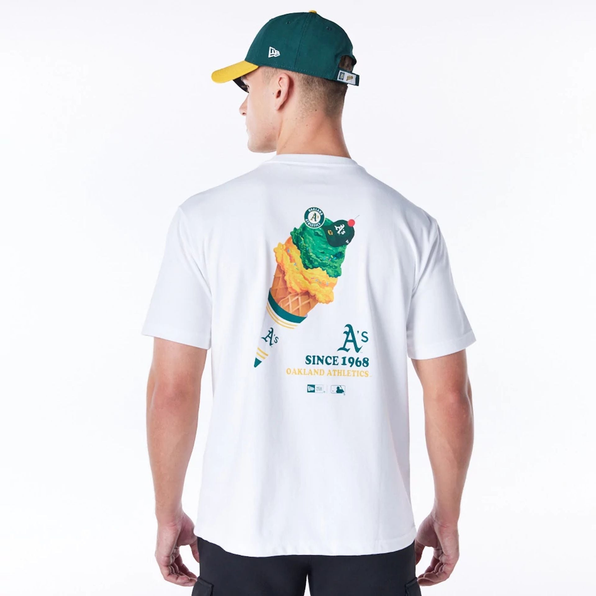 The Male model is wearing Oakland Athletics MLB Home New Era Korea White T-Shirt 2