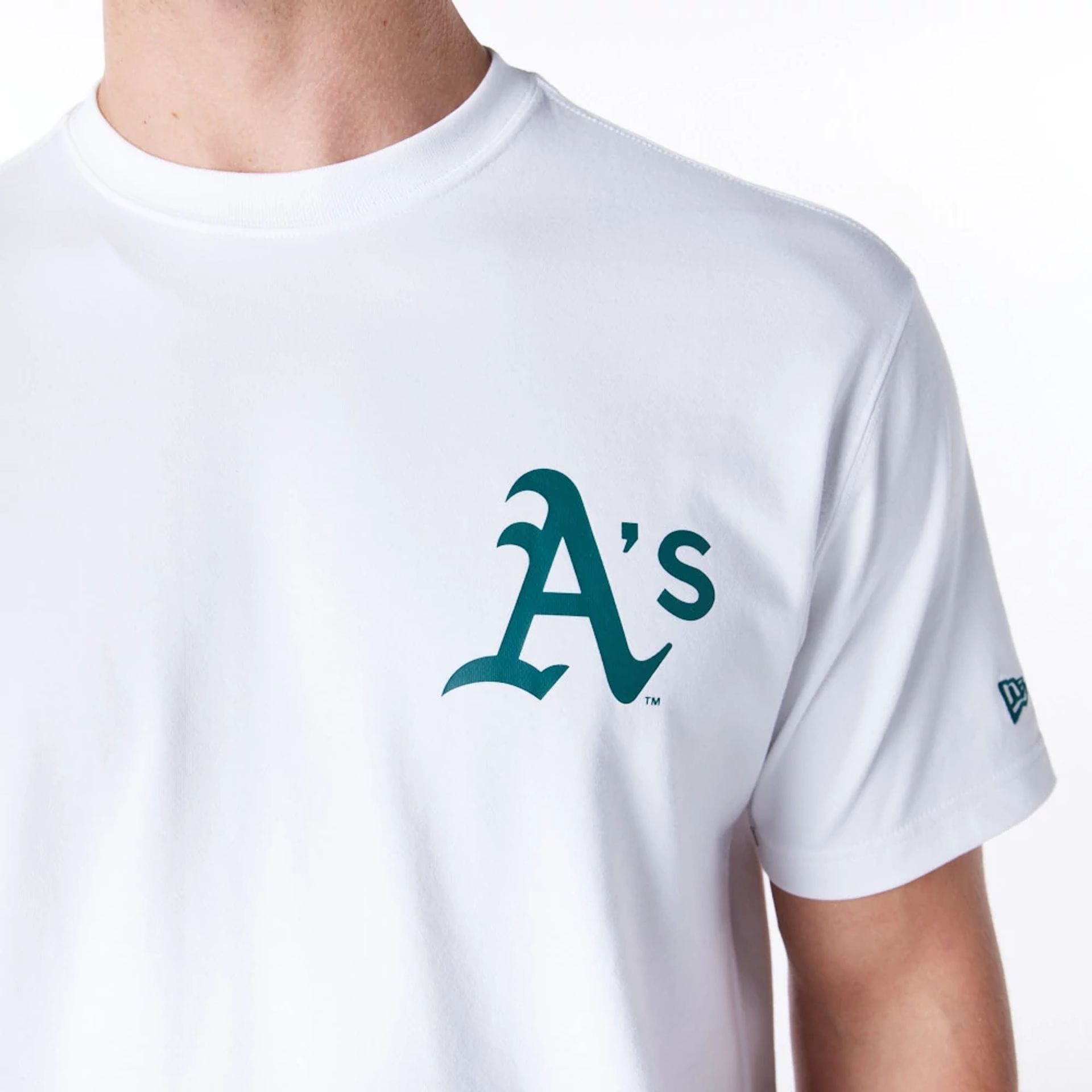 The Male model is wearing Oakland Athletics MLB Home New Era Korea White T-Shirt 5