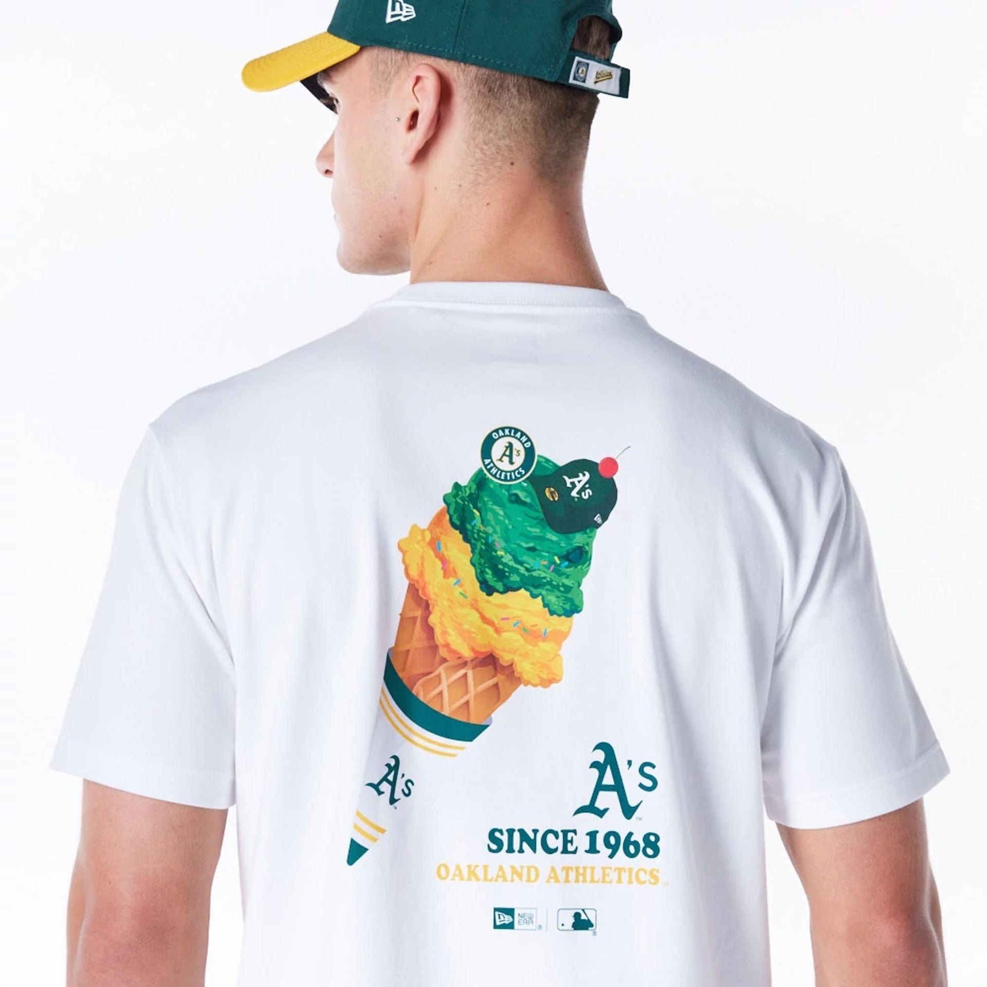 The Male model is wearing Oakland Athletics MLB Home New Era Korea White T-Shirt 6