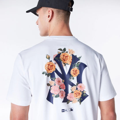 The Male model is wearing New York Yankees MLB Flower New Era Korea White T-Shirt 8