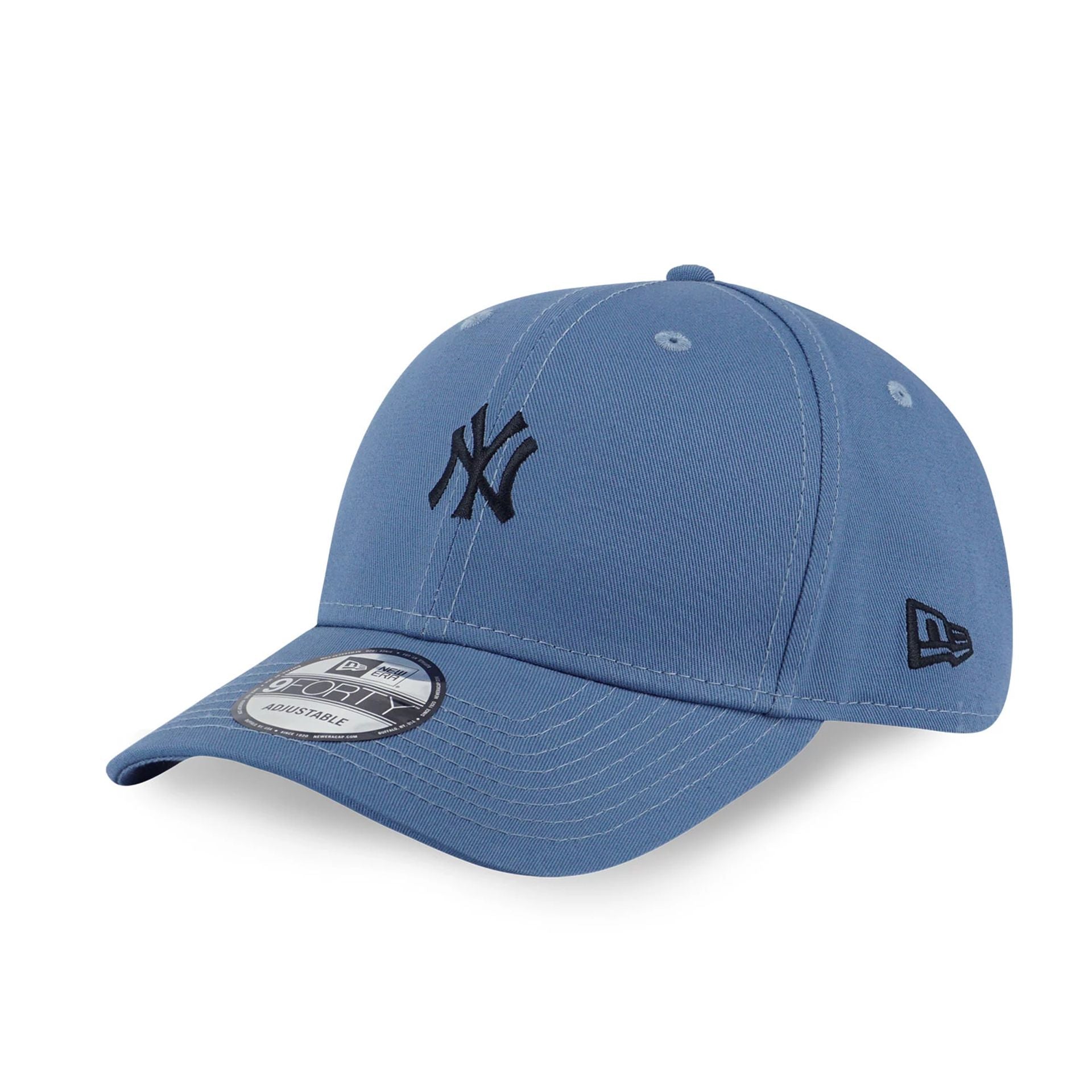 This is a New York Yankees Colour Era Blue 9FORTY Adjustable Cap 1