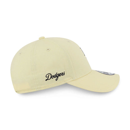 This is a LA Dodgers Colour Era Pastel Yellow 9FORTY Adjustable Cap 4