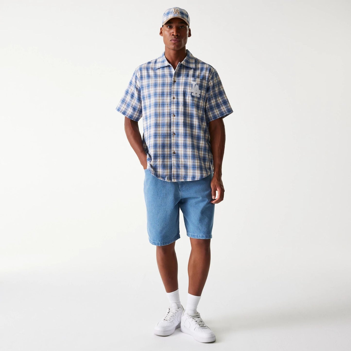 The Male model is wearing LA Dodgers Plaid Blue Short Sleeve Shirt 7