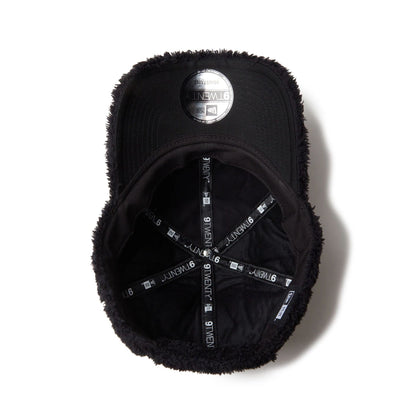 This is a New Era Mink Fleece Script Logo Black 9TWENTY Adjustable Cap 4