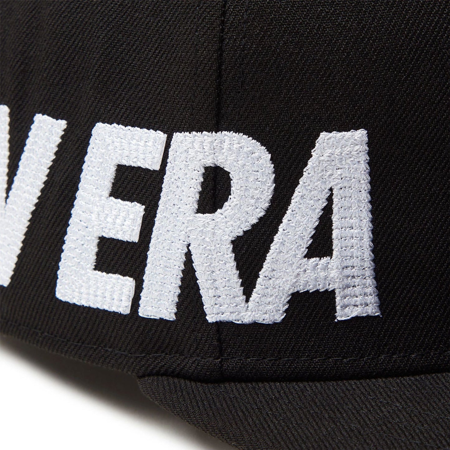 This is a New Era Japan Essential Wordmark Chain Black 59FIFTY Fitted Cap 5