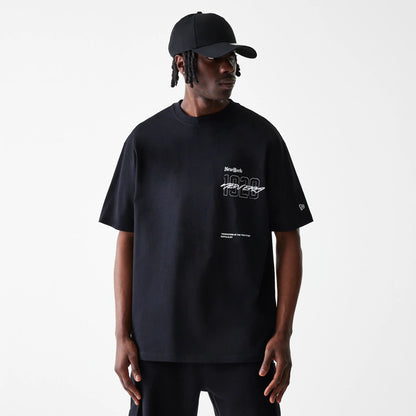 The Male model is wearing Ode To NY Black Oversized T-Shirt 1