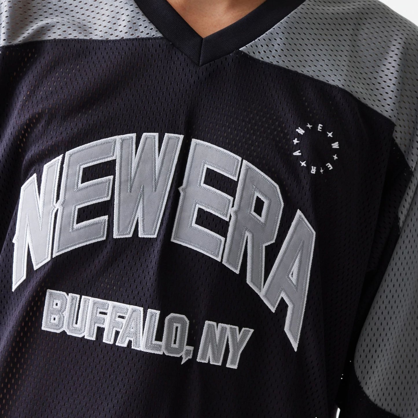 New Era Street Dangle Black Oversized Jersey  5