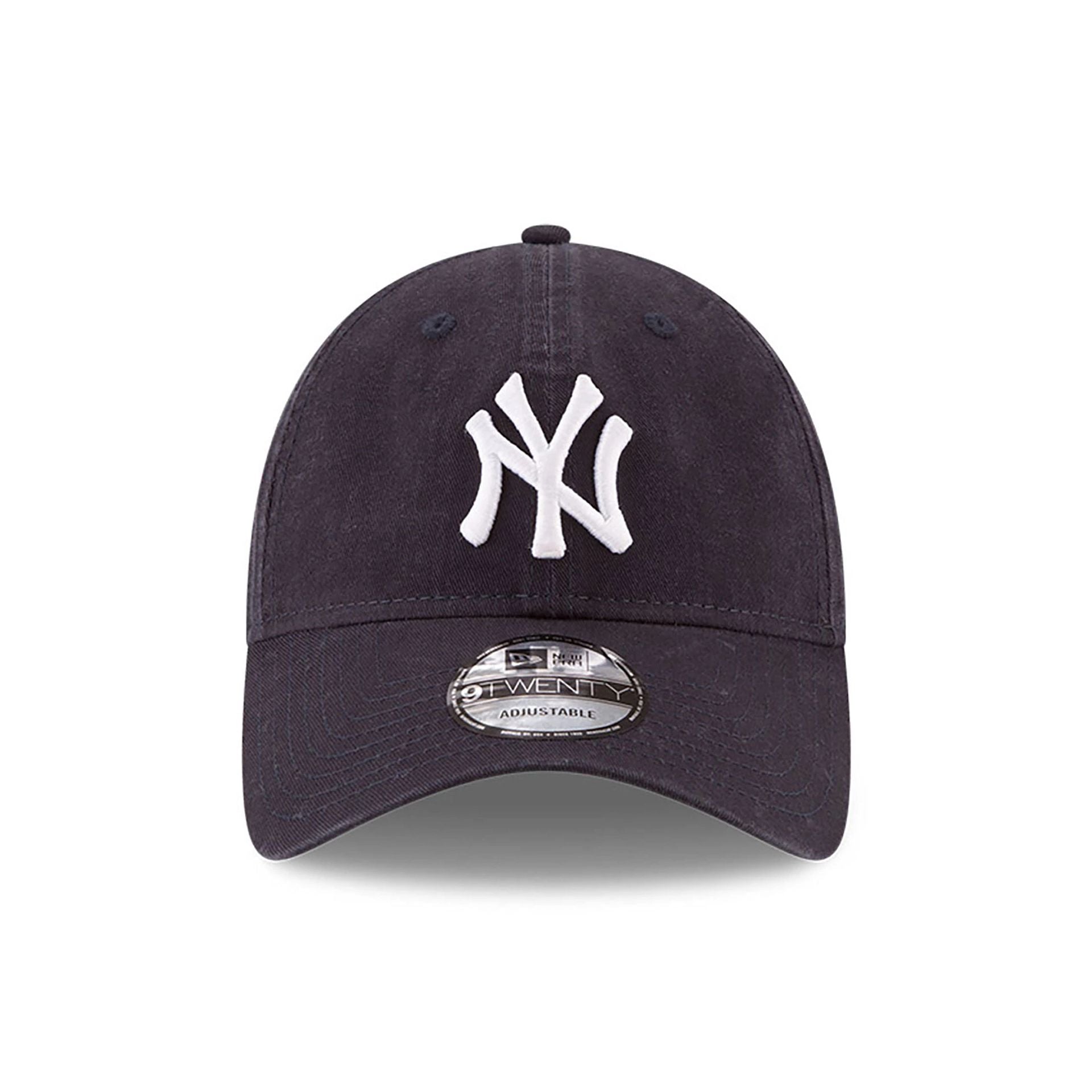 This is a New York Yankees MLB Core Classic Navy 9TWENTY Adjustable Cap 2