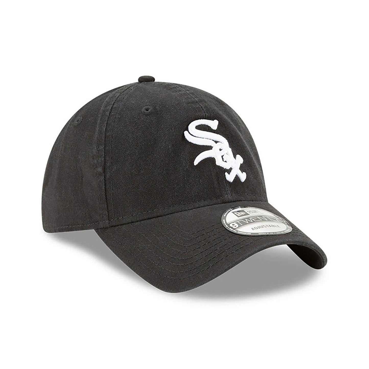 This is a Chicago White Sox MLB Core Classic Black 9TWENTY Adjustable Cap 1