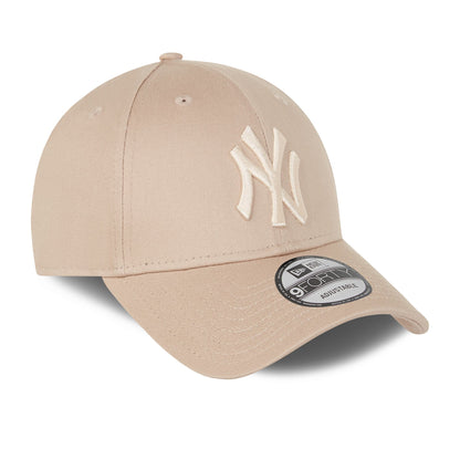 This is a New York Yankees MLB Colour Essentials Beige 9FORTY Cap 3