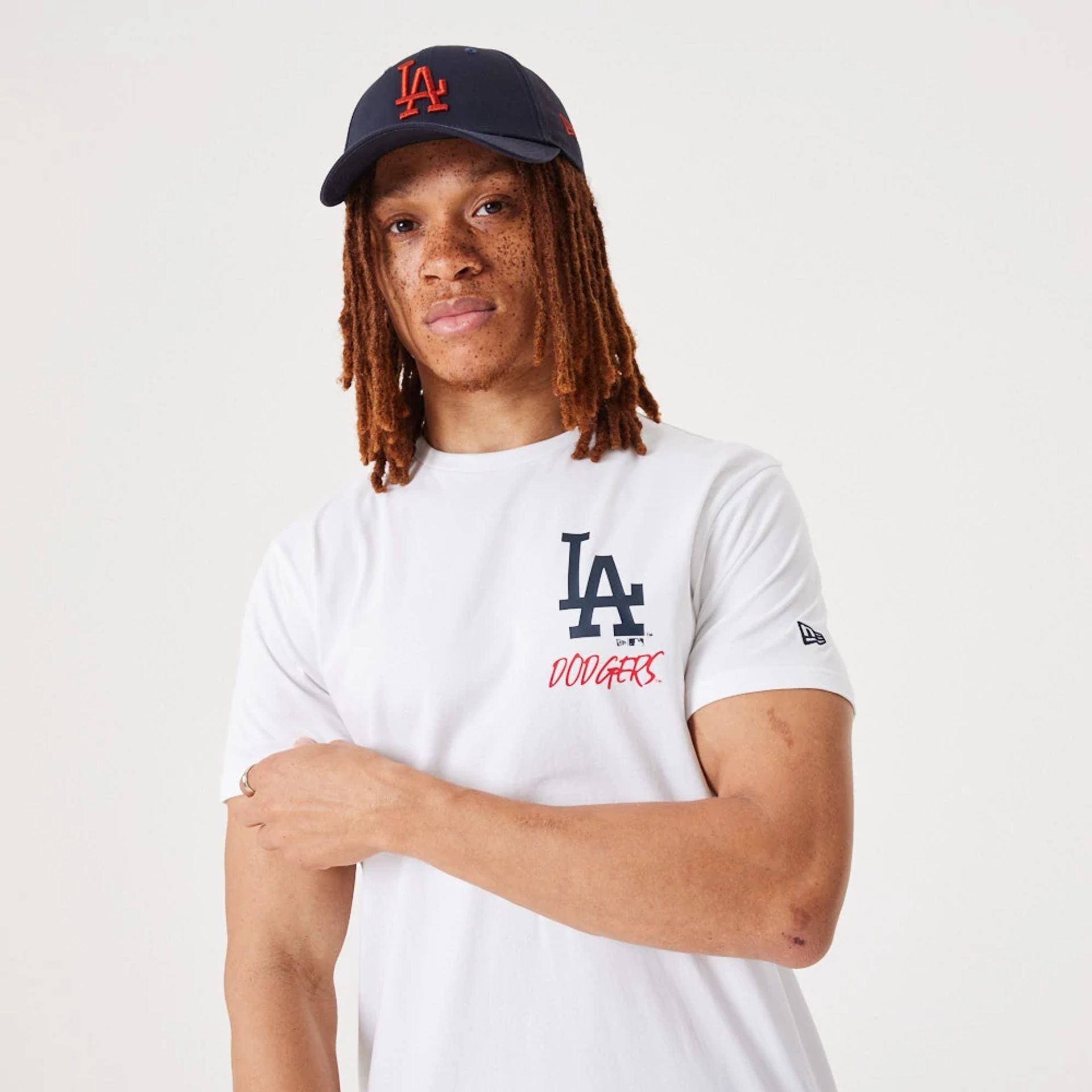 The Male model is wearing LA Dodgers MLB Team Logo Graphic White T-Shirt 2