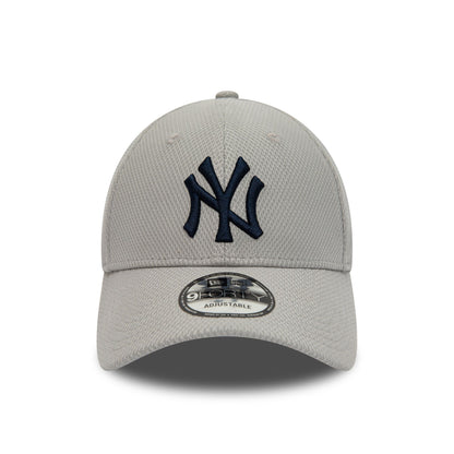 This is a New York Yankees Diamond Era Essential Grey 9FORTY Adjustable Cap 2