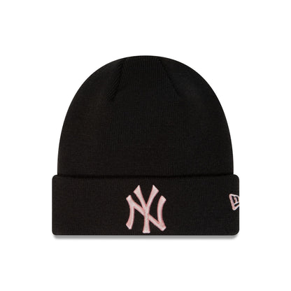 This is a New York Yankees Essential Black Cuff Knit Beanie Hat 1