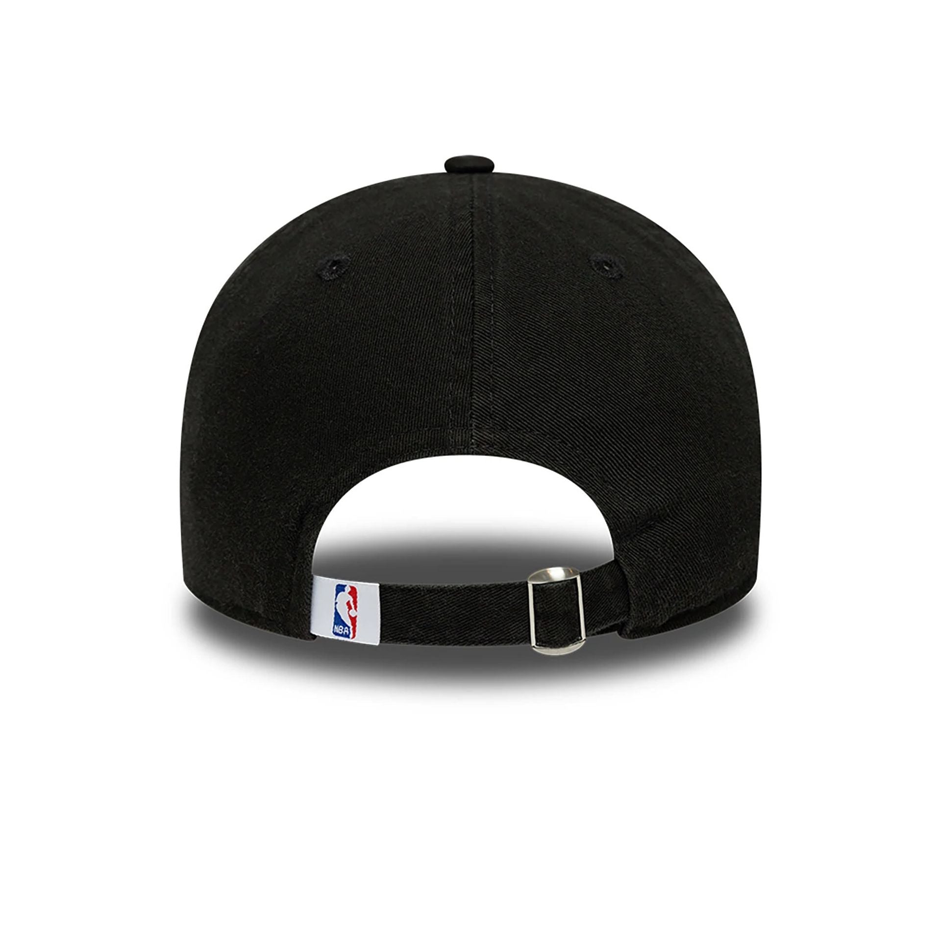 This is a Chicago Bulls NBA Statement Black 9TWENTY Adjustable Cap 4