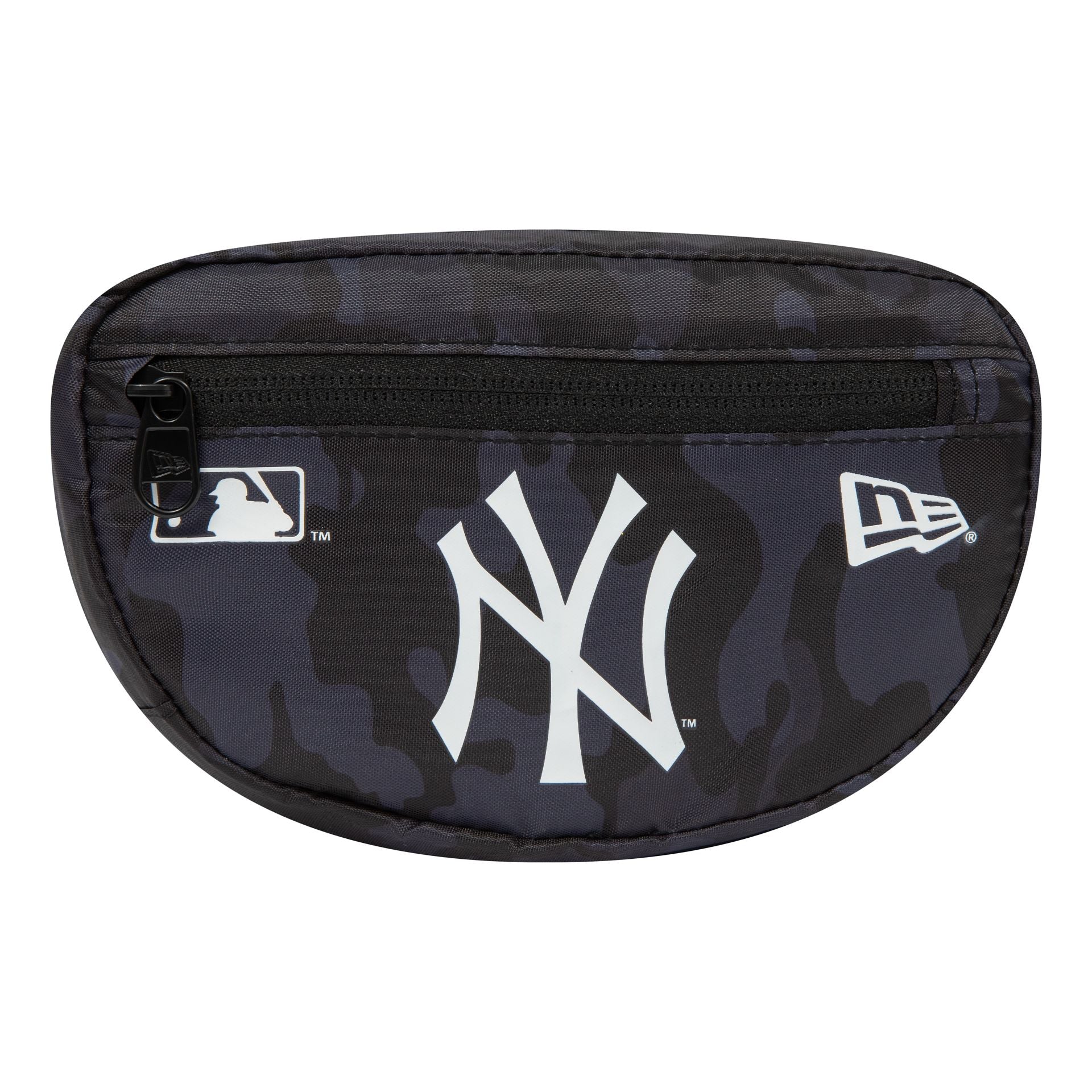 This is a New York Yankees Dark Blue Camo Waist Bag 1