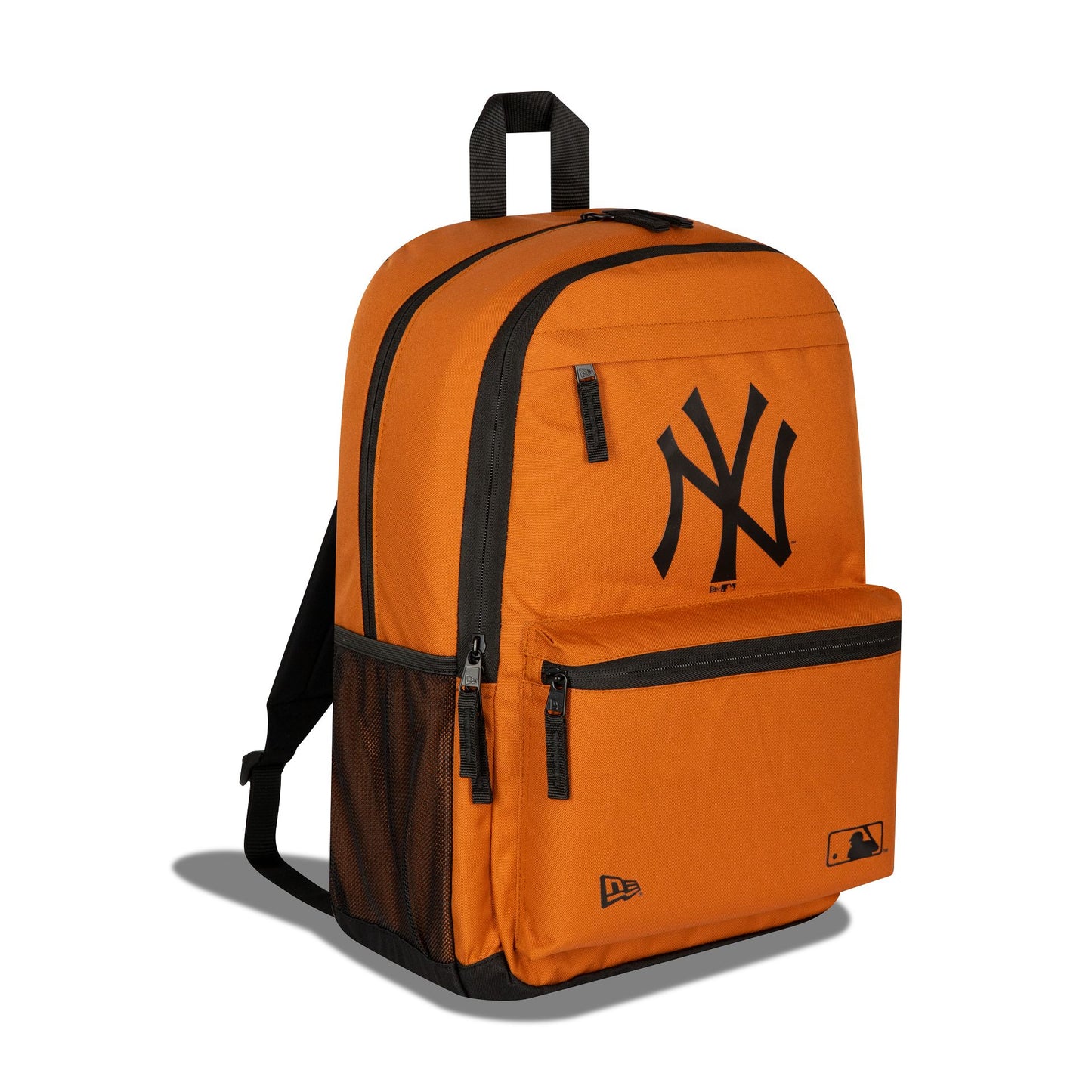 This is a New York Yankees MLB Delaware Brown Backpack 3