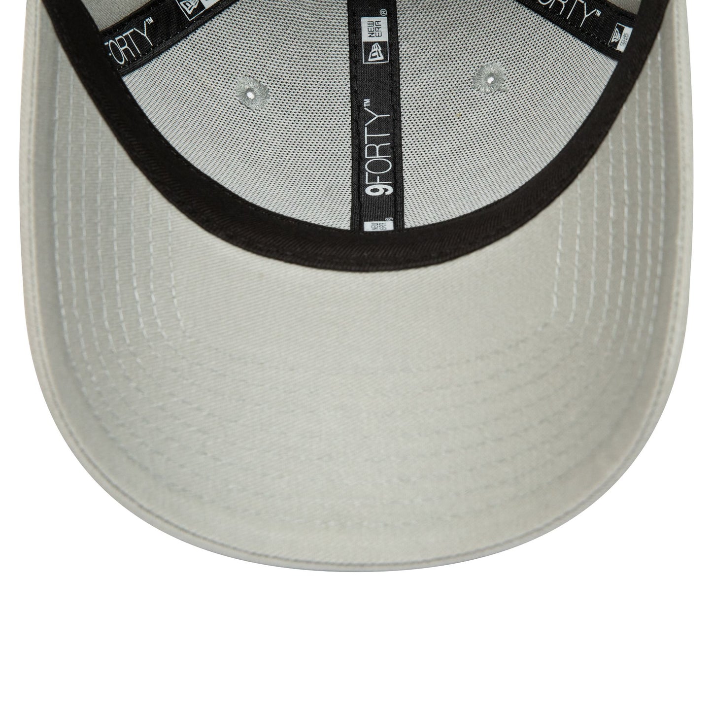 This is a Red Bull Essential Grey 9FORTY Adjustable Cap 5