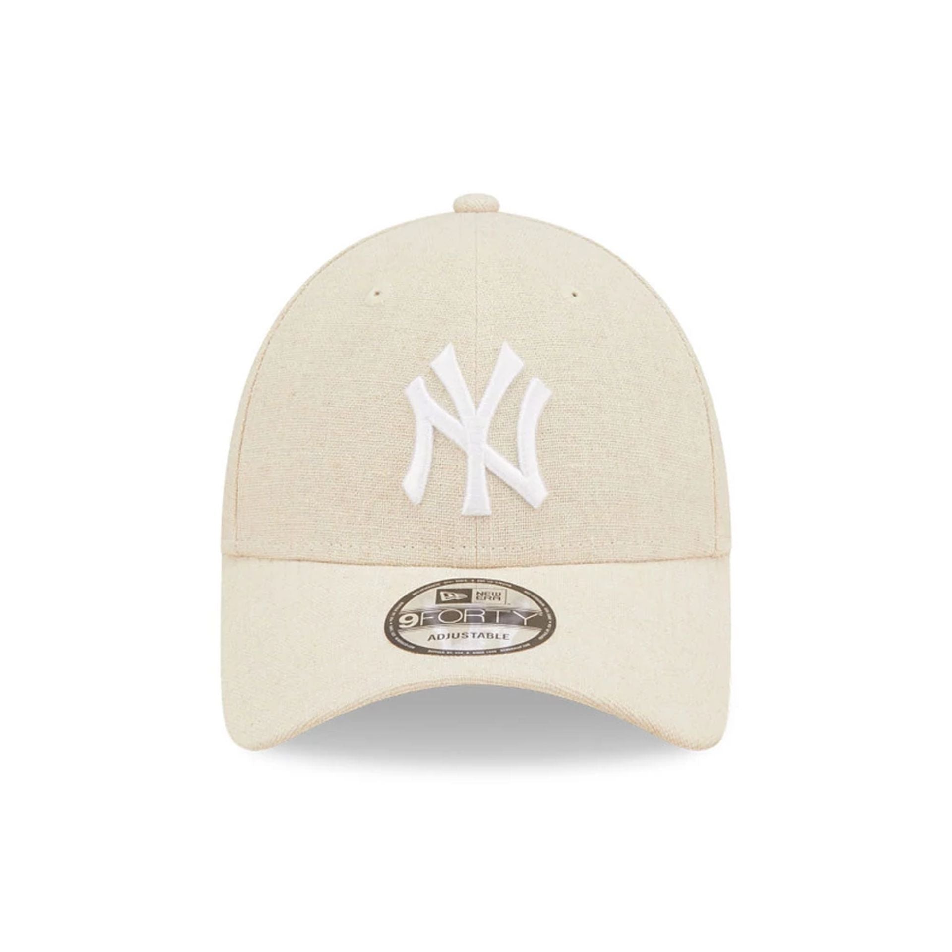 This is a New York Yankees Linen Cream 9FORTY Adjustable Cap 2