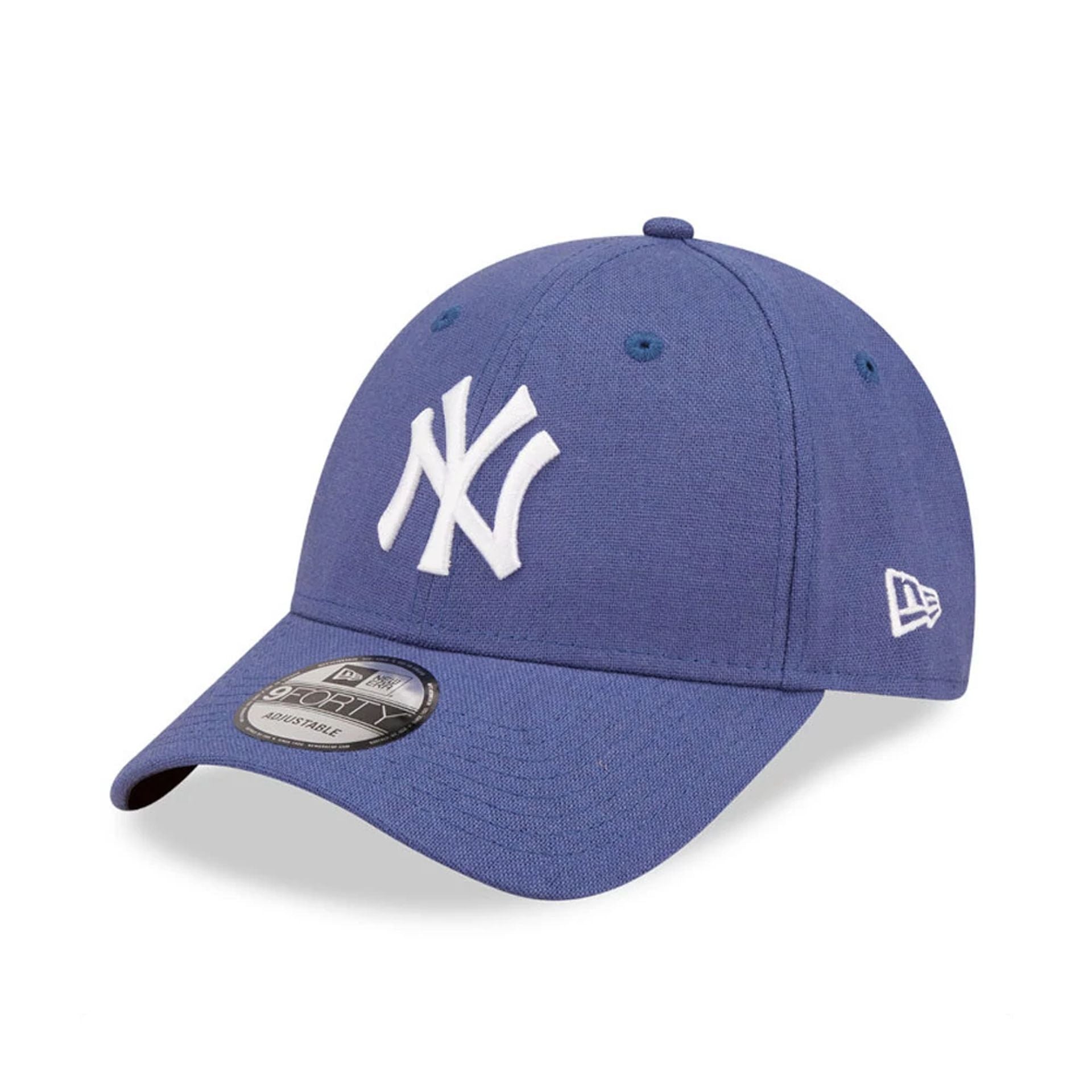 This is a New Era Linen New York Yankees Blue 9FORTY Cap 1