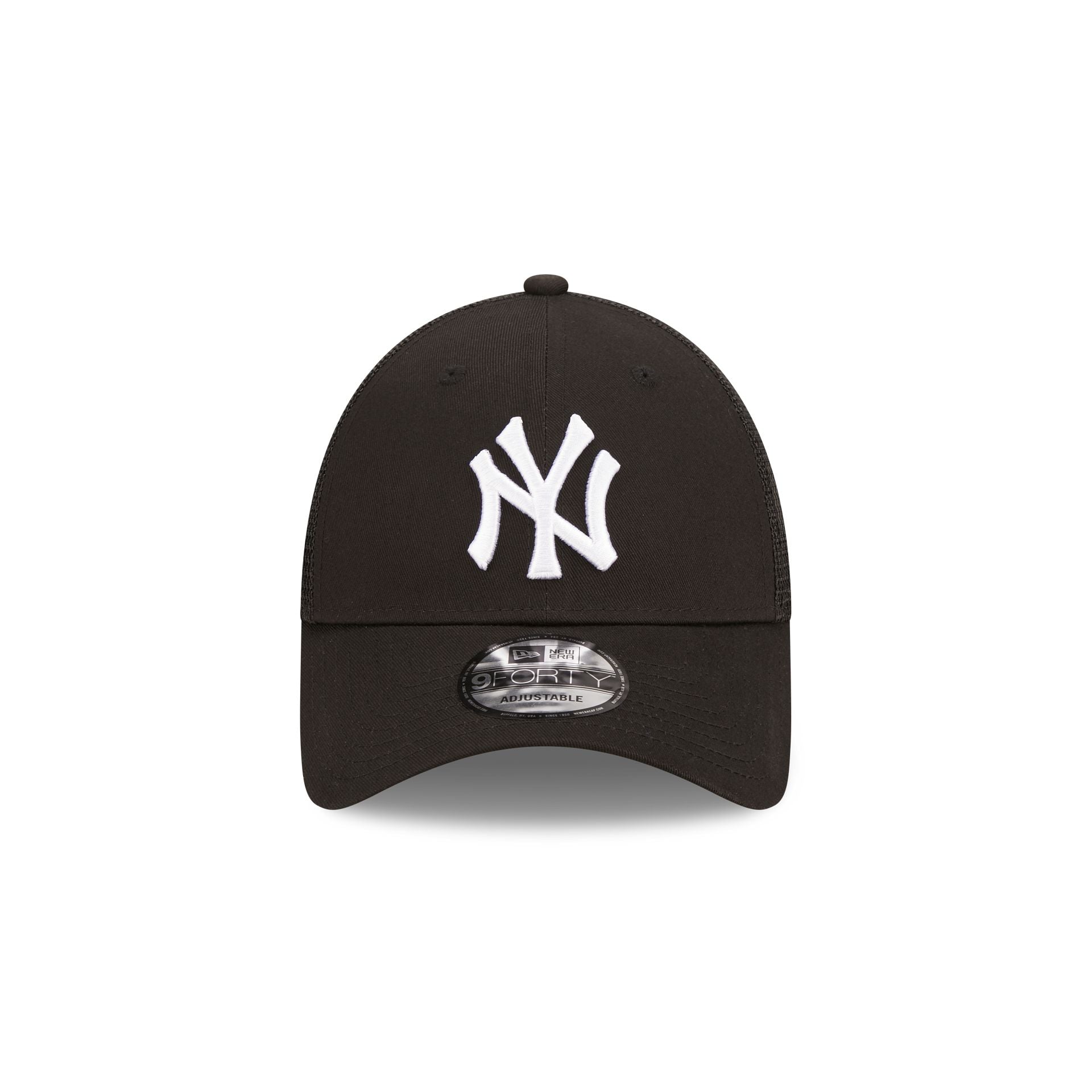 This is a New York Yankees Home Field Black 9FORTY A-Frame Trucker Cap 2