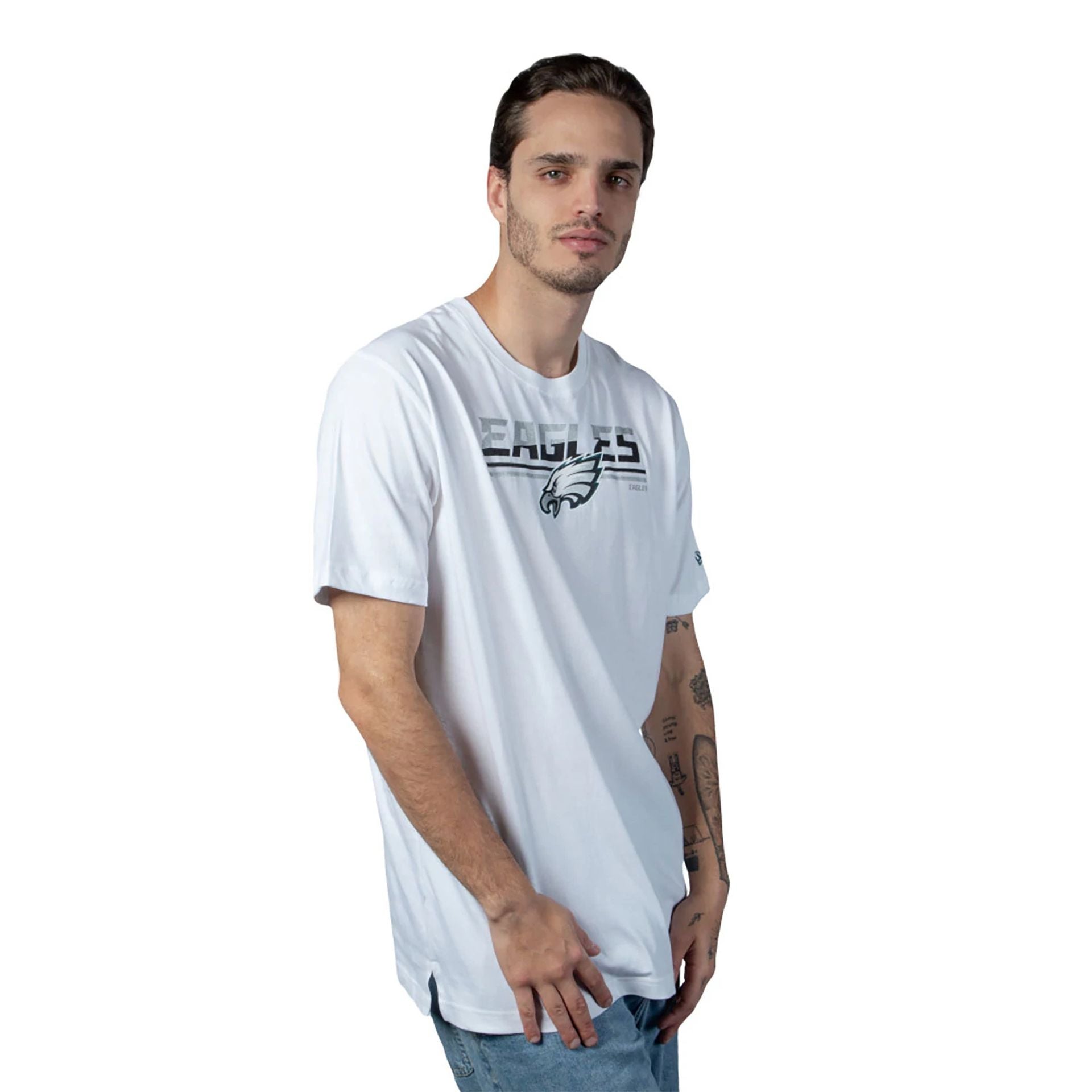 The Male model is wearing Philadelphia Eagles NFL Sideline 2023 White T-Shirt  3