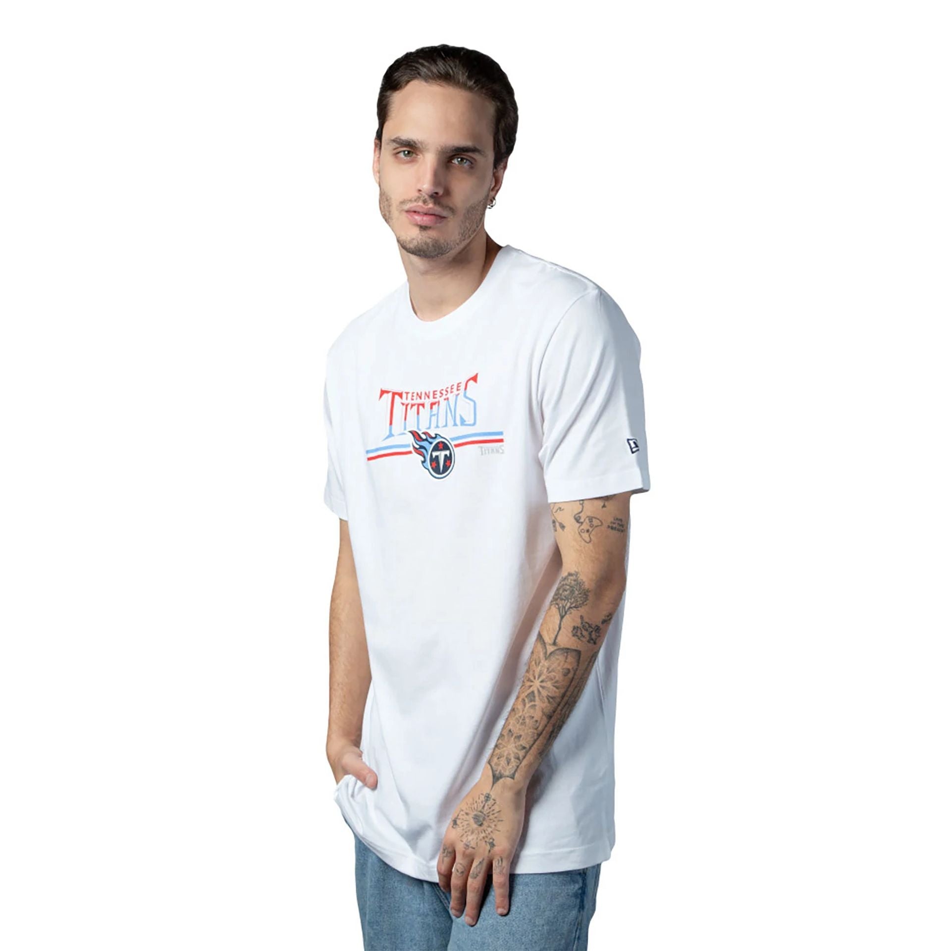 The Male model is wearing Tennessee Titans NFL Sideline 2023 White T-Shirt 2