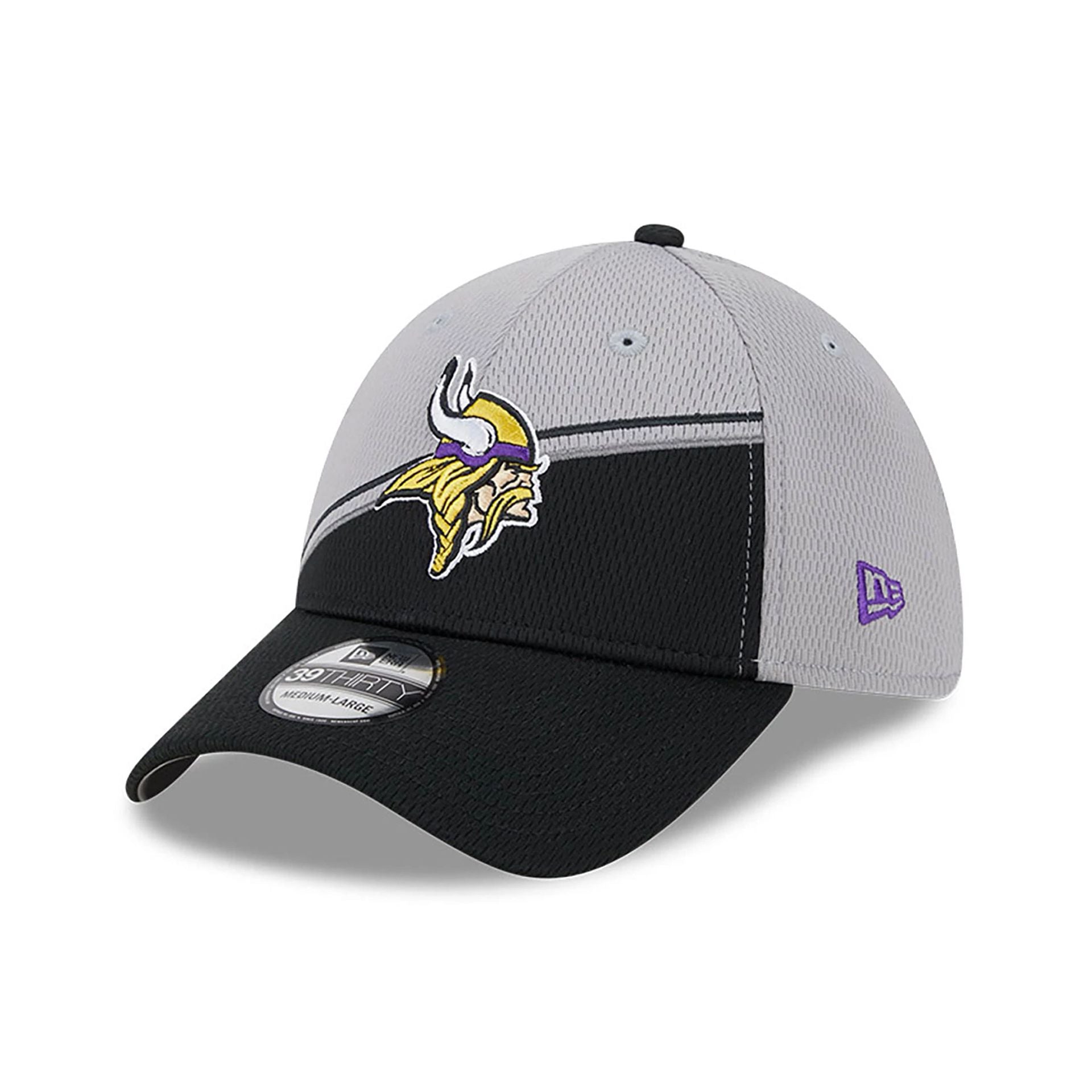 This is a Minnesota Vikings NFL Sideline 2023 Grey 39THIRTY Stretch Fit Cap 1