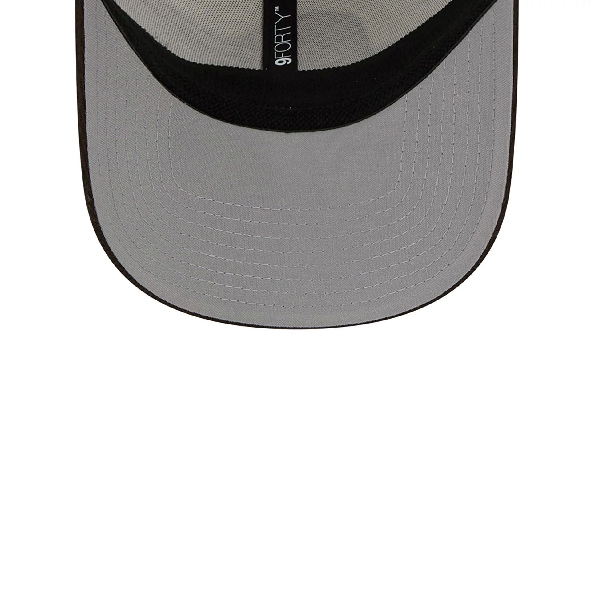 This is a Cleveland Browns NFL Sideline 2023 White 9FORTY Stretch Snap Cap 2